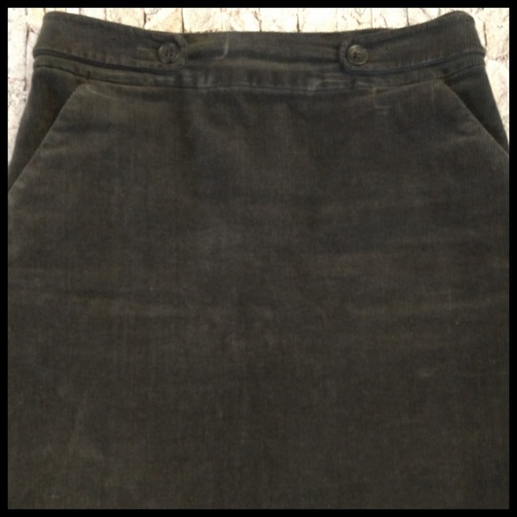 Banana Republic Dresses & Skirts - 🌷3/$15 Banana Republic Gray Corduroy Skirt